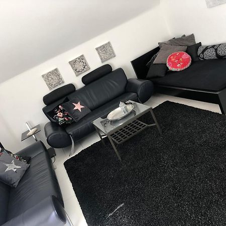 Bel Art Etage Mit Grossem Parkplatz Apartment Haan Ngoại thất bức ảnh