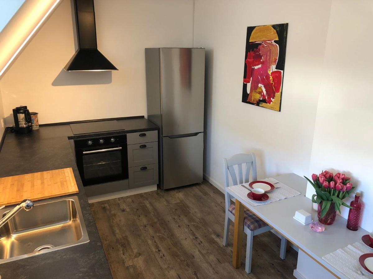 Bel Art Etage Mit Grossem Parkplatz Apartment Haan Ngoại thất bức ảnh