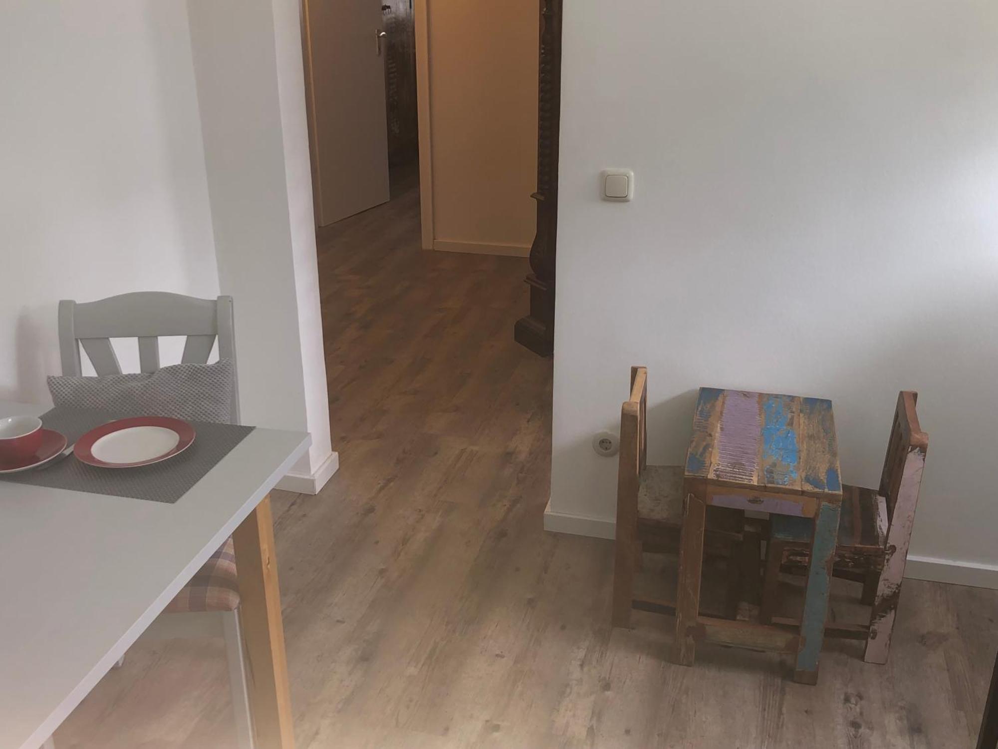 Bel Art Etage Mit Grossem Parkplatz Apartment Haan Ngoại thất bức ảnh